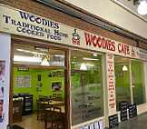 Woodies Cafe inside