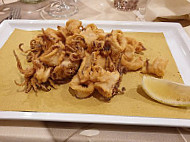 Partenope Di Mare food