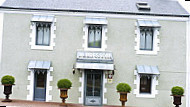 Le Pressoir outside