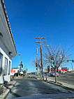 Baker's Drive-thru outside