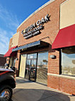 Golden Oak Pancake House outside