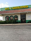 No 1 Chinese outside