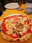 Pizzeria Wieser food