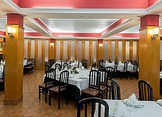 Restaurante Tróia Lda