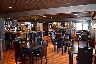 The Lakehouse Restaurant