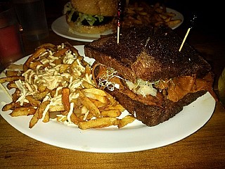 The Hogtown Vegan