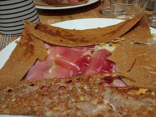 Nom D'une Crêpe