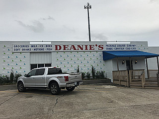 Deanies Seafood