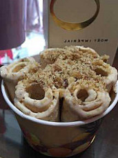 Thai Ice Cream Rolls