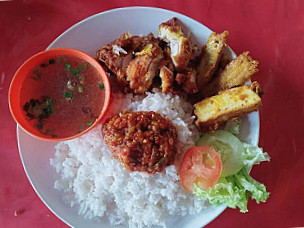 Nasi Sambal Tenggek