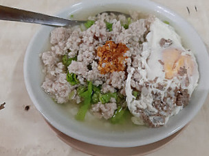 Bubur Babi Tanjung Pura