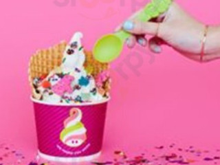 Menchie's Frozen Yogurt