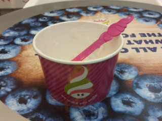 Menchie's Frozen Yogurt