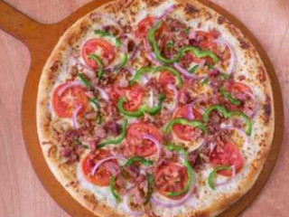 Snappy Tomato Pizza