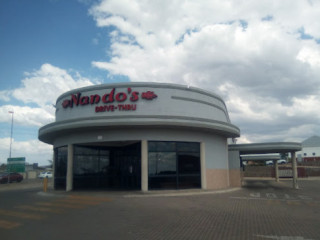 Nando's Thornhill Drive Thru