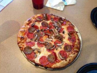 Roni's Pizza