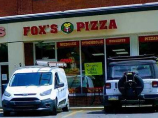 Fox's Pizza Den