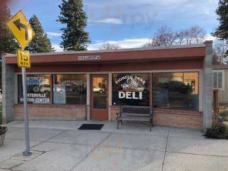 Pioneer Park Deli