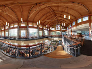 Bolton Dinning Commons