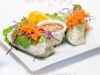 Siam Queen Thai Bistro