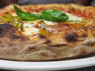 Nanà Pizzeria