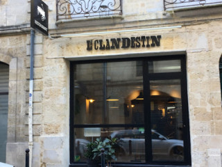 Le Clandestin