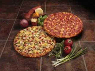 Round Table Pizza