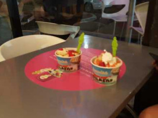 Menchie's Frozen Yogurt