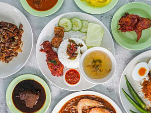 Nasi Kandar Melayu Abang Botak