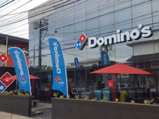 Domino's