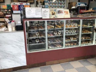 Heidi's Donuts