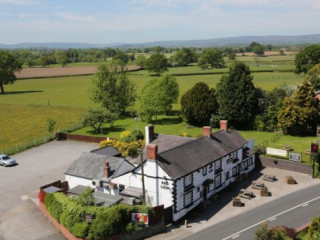 The Red Lion Inn