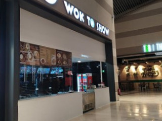 Wok To Show