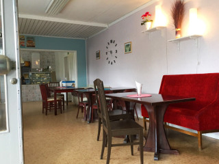 Café 33