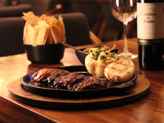 El Feligrez Steak House