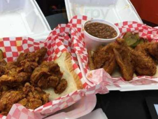 Helen's Hot Chicken