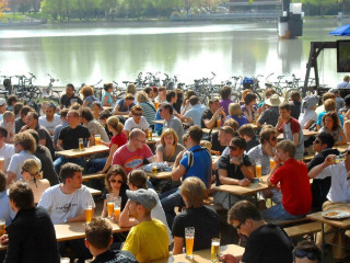 Biergarten am Aachener Weiher