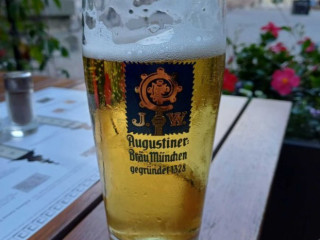 Gasthaus im Landhaushof