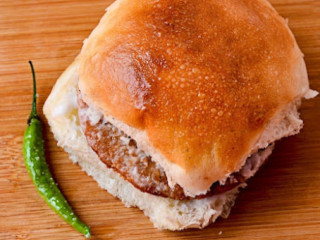 Goli Vada Pav No.1