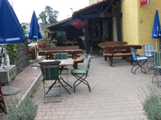 Pivnica In Pizzeria Pr' Kristofu