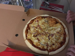 Cherry Box Pizza