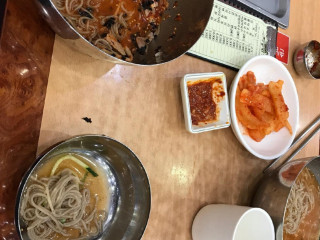 강계봉진막국수 본점