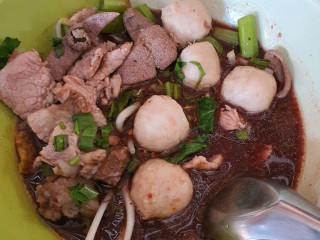 เจ๊ต๋อย ก๋วยเตี๋ยวเรือ