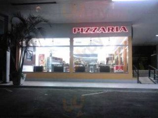 Pizzaria Cafeteria Posto Br 153