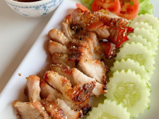 ร้านตำปูม้า ไก่ย่างวิเชียรบุรีลุงวัน