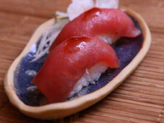 Lui Sushi