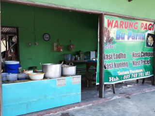 Warung Pagi Bu Parmi