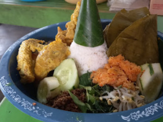 Warung Pecel Santo