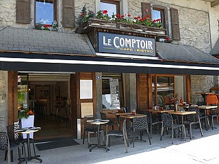 Le Comptoir Cafe Bistro