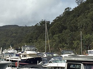 Driftwood Cafe at Akuna Bay